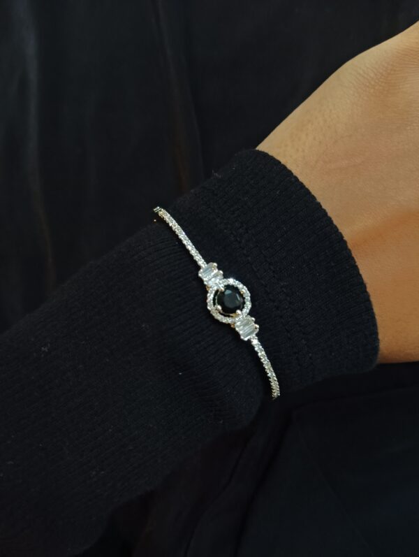 BIG bow Dangler - Image 7