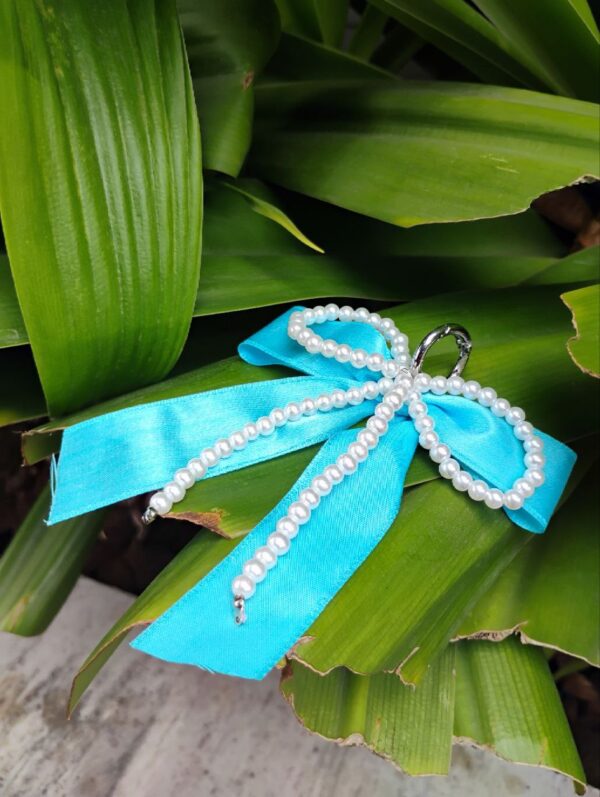 BIG bow Dangler - Image 5
