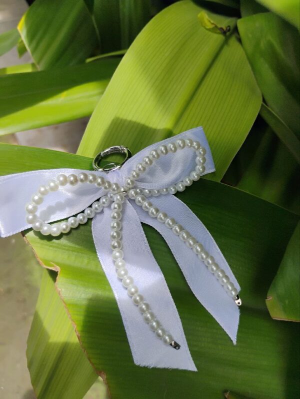 BIG bow Dangler - Image 3