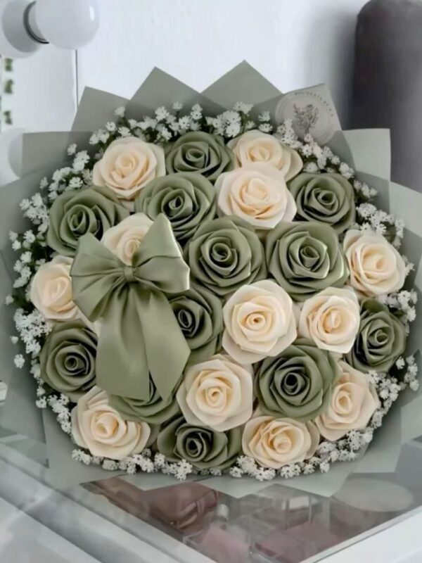 INFINITY ROSES SERIES