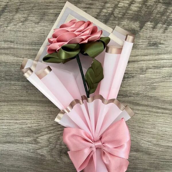 ELEGANT MINI BOUQUET - Image 3