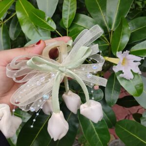  TULIP CLAW CLIP